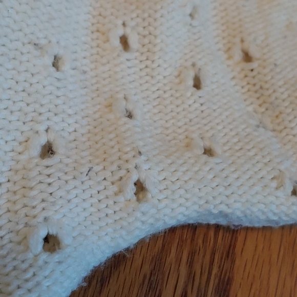 Cream sweater - Picture 4 of 4